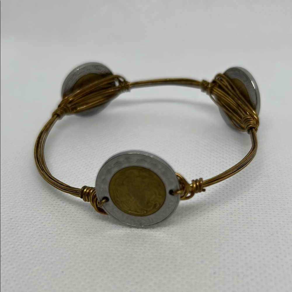 Elegant Gold and Silver Wire Bracelet (D3)